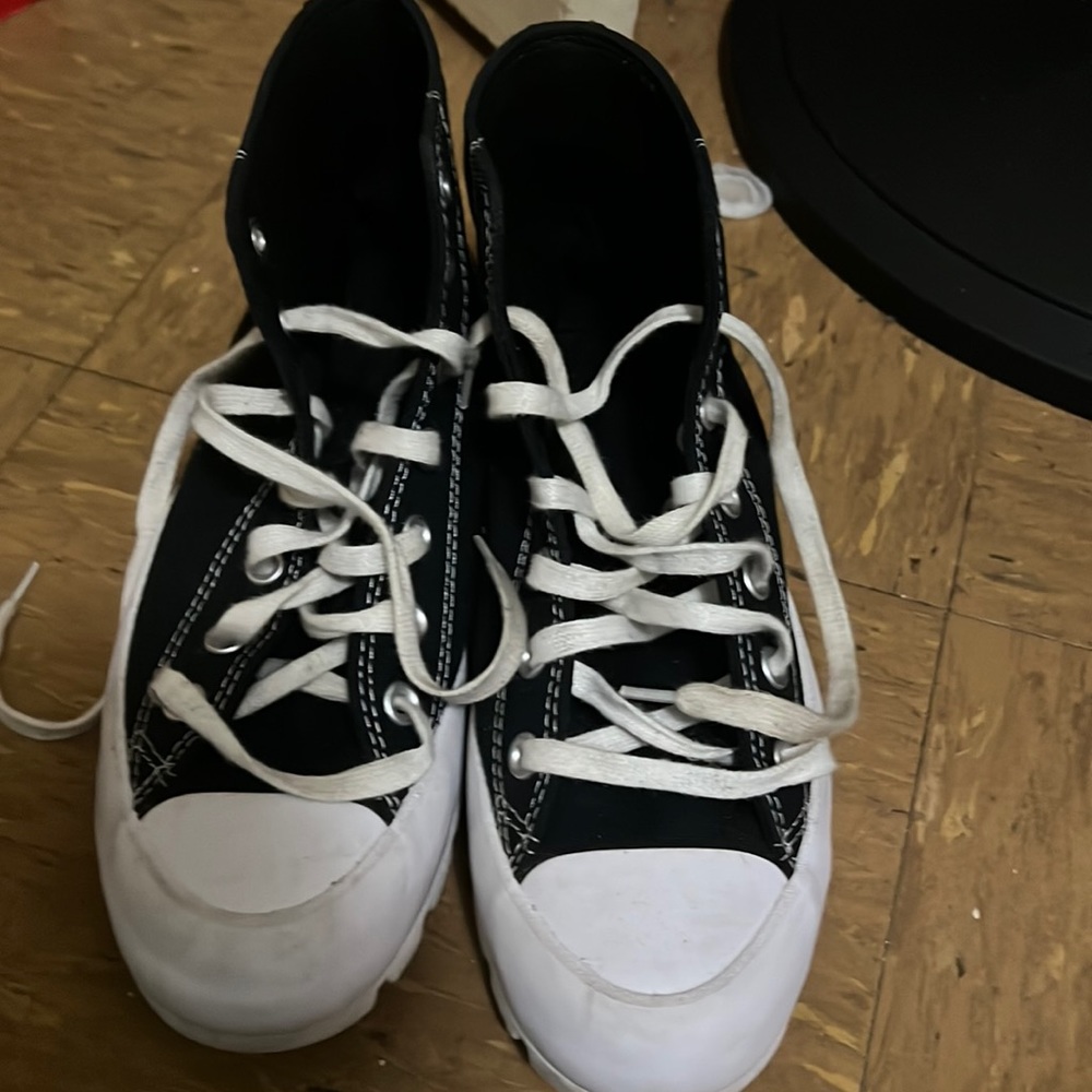 Platform converse